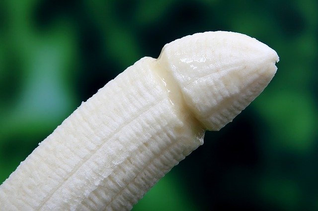 Banán v tvare penisu.jpg